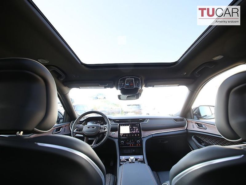 Jeep Grand Cherokee (2024) Summit L 3.6 V6 7 míst  - fotka 22 z 40