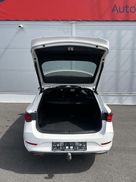 Cupra Leon 1.4 TSI e-Hybrid 150kW TZ DPH - fotka 29 z 29