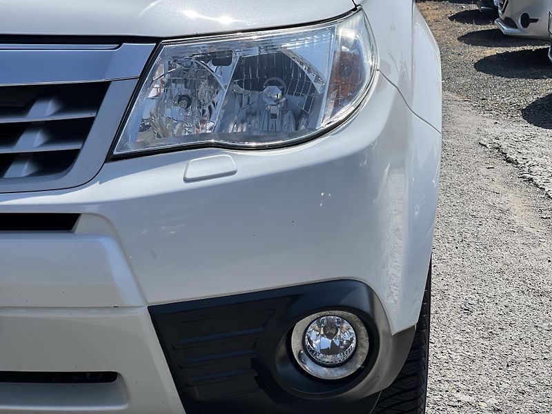 Subaru Forester 2.0i LPG 4x4 KLIMA KAMERA ALU - fotka 37 z 42