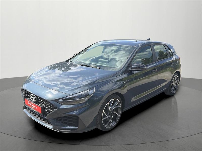 Hyundai i30 1,5 1.5 T-GDI MildH Family DCT - fotka 3 z 25