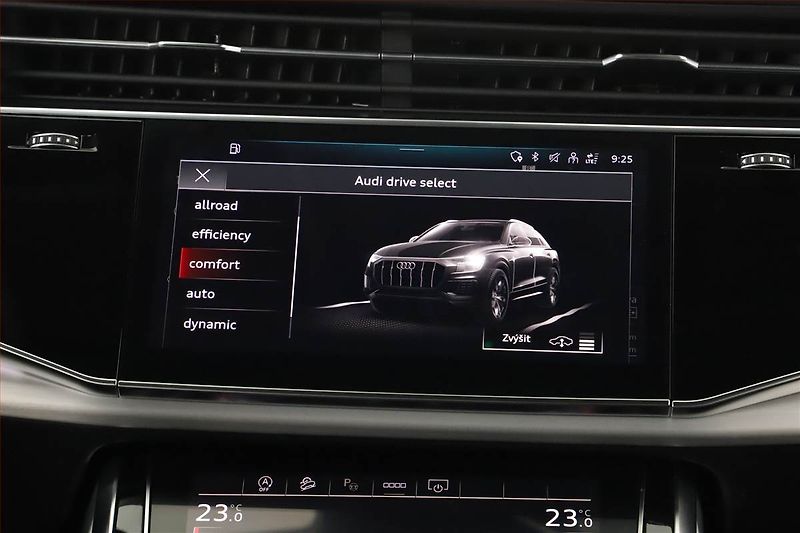 Audi Q8 (2023) 50 TDI, Vzduch, Nez.top - fotka 15 z 25