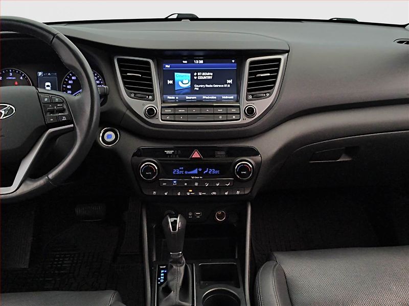Hyundai Tucson (2017) 2.0 CRDi - fotka 12 z 18