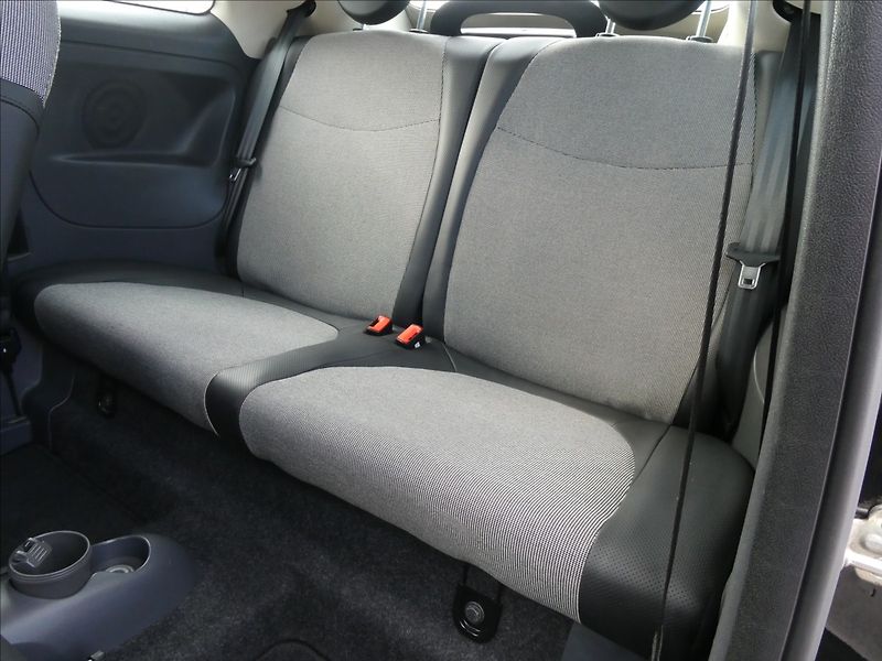 Fiat 500C 1,2 i 51kW klima, 2x kola - fotka 33 z 50