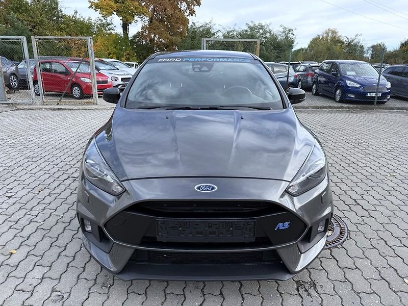 Ford Focus RS 2.3i 257 kW 4x4 odp. DPH - fotka 2 z 23
