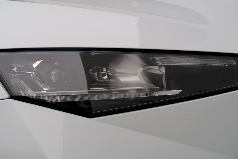 Škoda Scala (2025) Top Selection 1,0 TSI 85 kW DS - fotka 9 z 29
