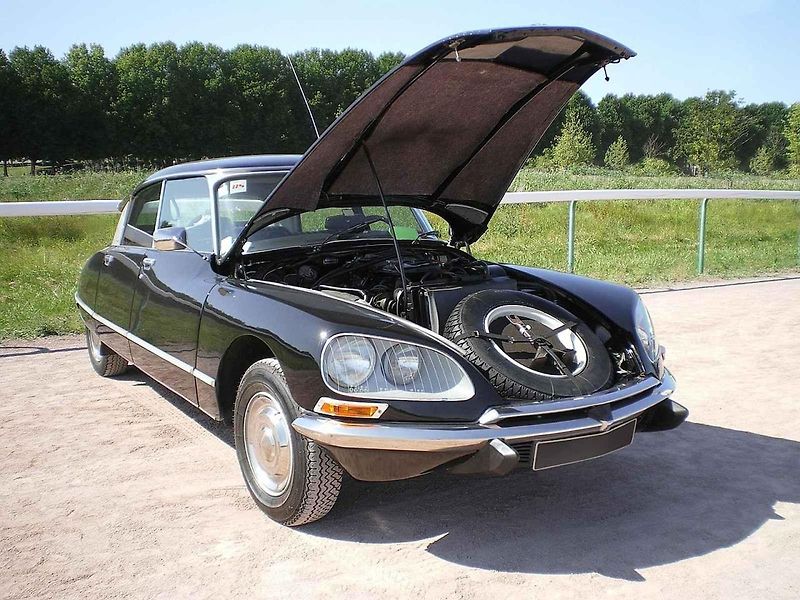 Citroën DS v celé své kráse. Foto: Wikimedia Commons, Johannes Maximilian, GDFL 1.2