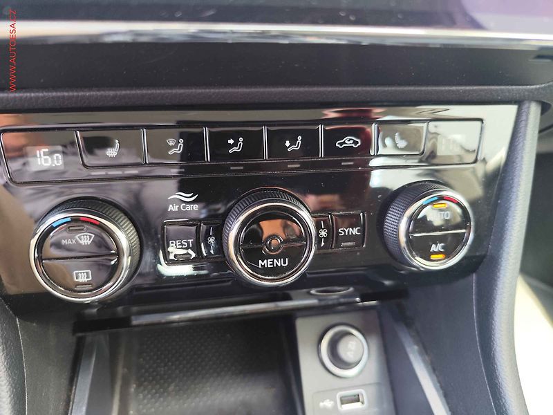 Škoda Superb (2018) 2.0 TDI, 2.maj,ČR, AC, TZ - fotka 18 z 28