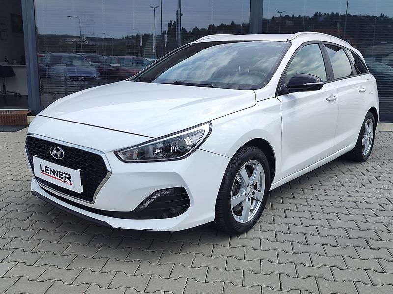 Hyundai i30 1.4 T-GDI/103kW Trikolor Kom - fotka 1 z 32
