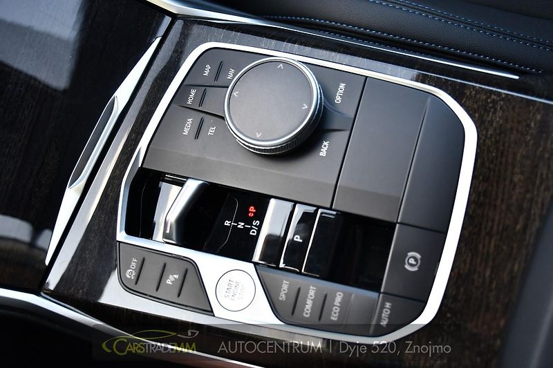 BMW Řada 3 320D XDRIVE M-SPORT ČR HUD - fotka 37 z 59