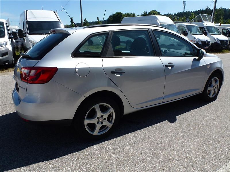 Seat Ibiza 1,2 TDI 3,4-3,9 l/100km  EcoMo - fotka 9 z 54