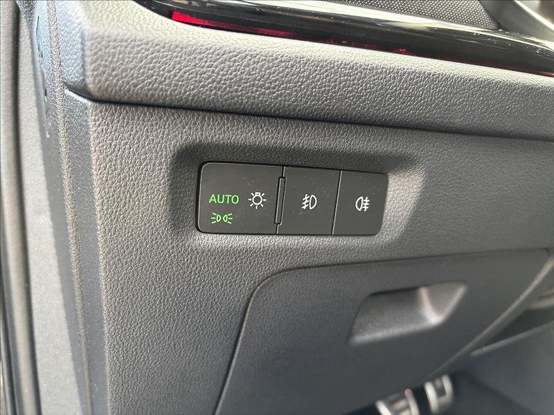 Škoda Octavia 2,0 TDI 110kW Style - fotka 29 z 48