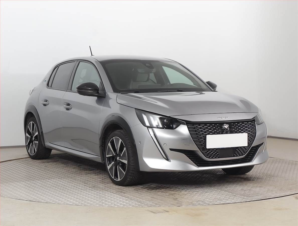 Peugeot 208 GT 50 kWh, SoH 90%, Automat