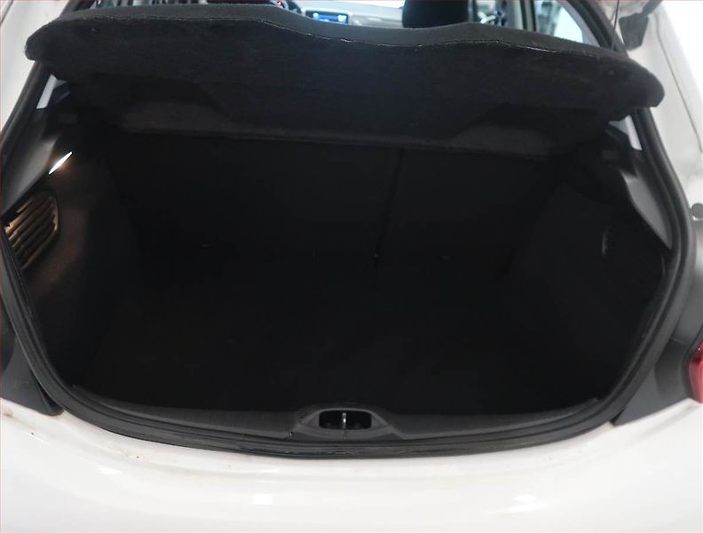 Peugeot 208 (2019) Active 1.2 PureTech - fotka 13 z 13