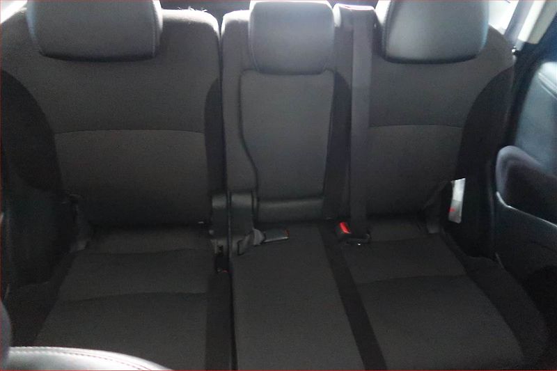 Mitsubishi Outlander (2012) 2.2 DI-D, 4X4, 7 míst, ČR - fotka 10 z 15
