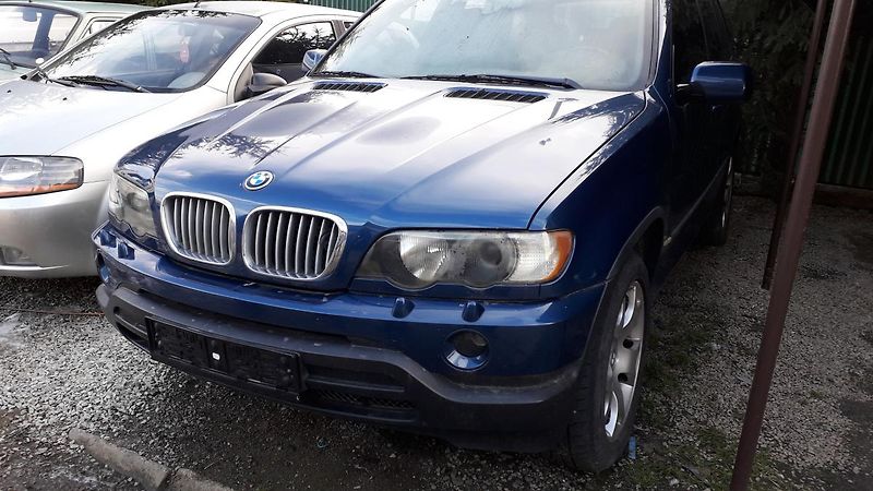 BMW X5 (2005) náhradní díly - fotka 1 z 30