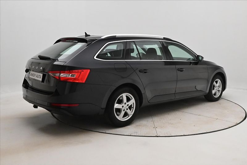 Škoda Superb 2,0 TDI 110kW DSG Style Záruka - fotka 5 z 24