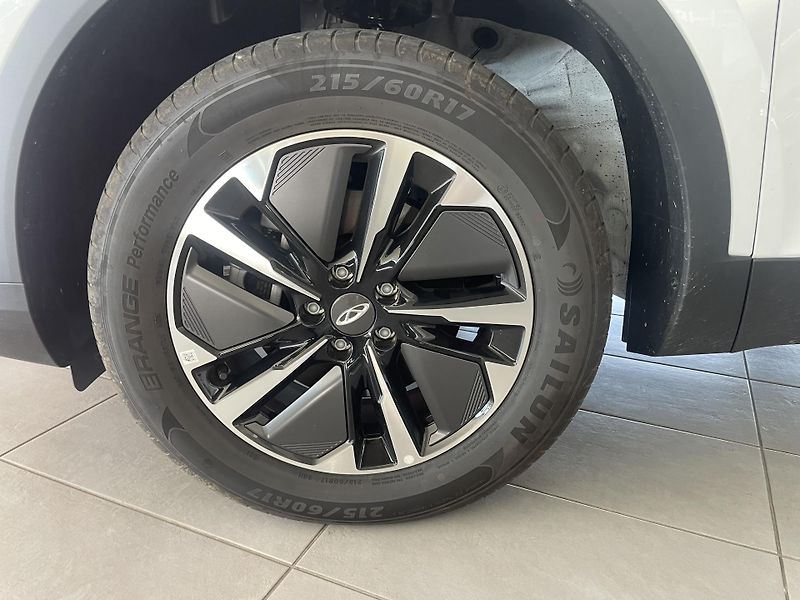 Chery Tiggo 4 HEV (2026) 1,5 HEV Unique - fotka 37 z 40
