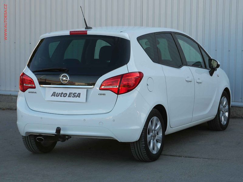 Opel Meriva (2013) 1.7 CDTi, 1.maj,ČR, servis - fotka 4 z 21