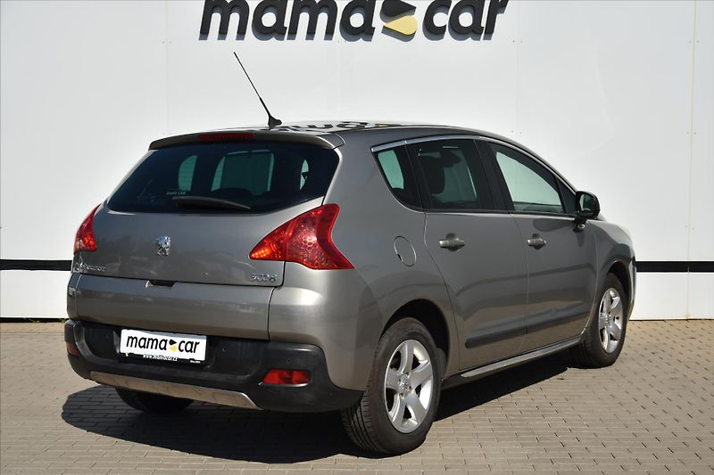 Peugeot 3008 1.6THP 115kW PREMIUM ČR - fotka 2 z 3