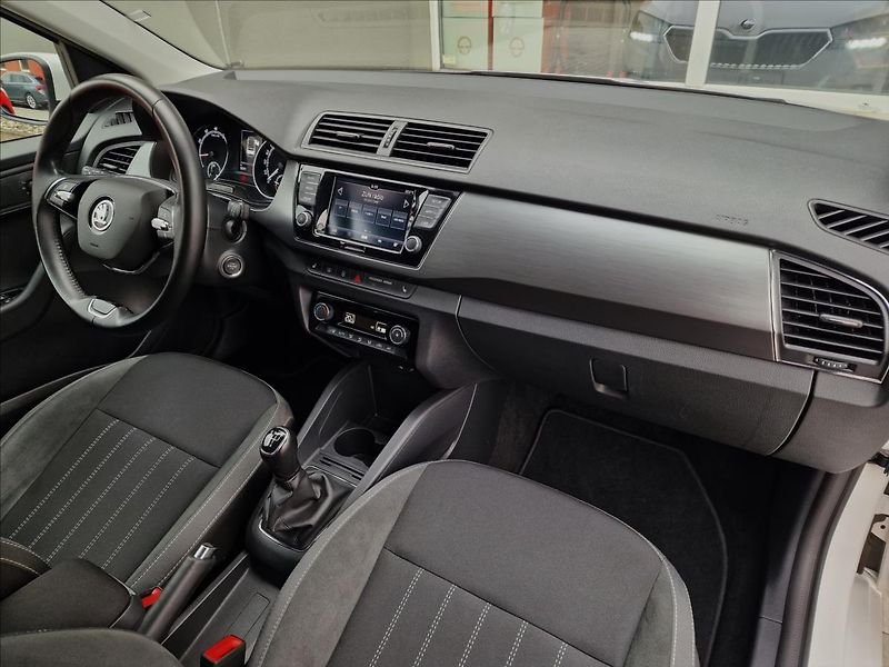Škoda Fabia 1.0TSI Style, původ ČR,1.Maj. - fotka 13 z 48