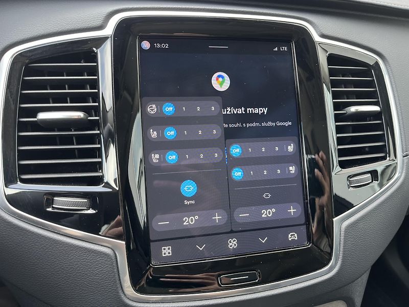Volvo XC90 T8 AWD ULT B&W VENT VZDUCH 7M* - fotka 39 z 55