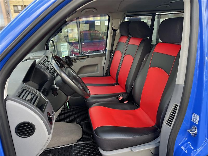 Volkswagen Caravelle 2,5 TDI - fotka 9 z 29
