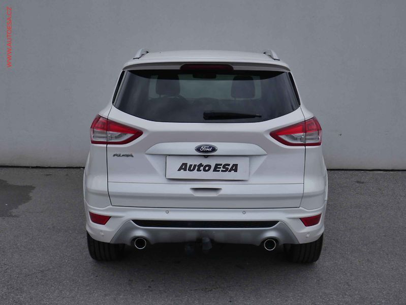 Ford Kuga (2014) 2.0TDCi 4x4, AT, xenon - fotka 5 z 15