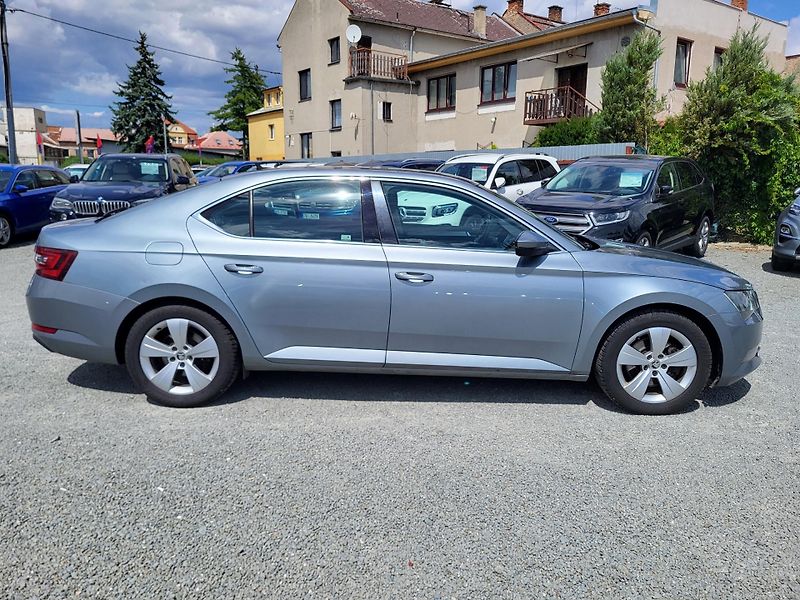 Škoda Superb III 2.0 TDi 110kW AMBITION *ČR - fotka 5 z 44
