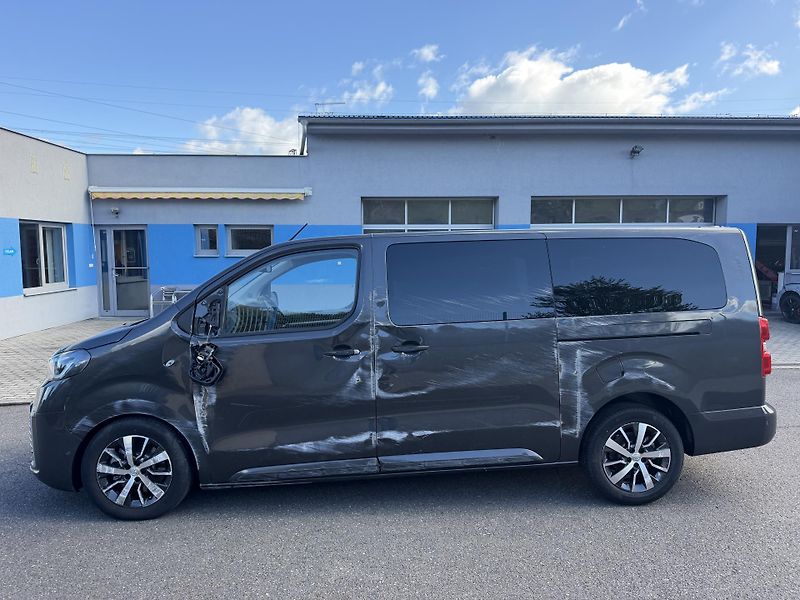 Toyota ProAce Verso 2,2D 132kW automat navi 8míst - fotka 6 z 22