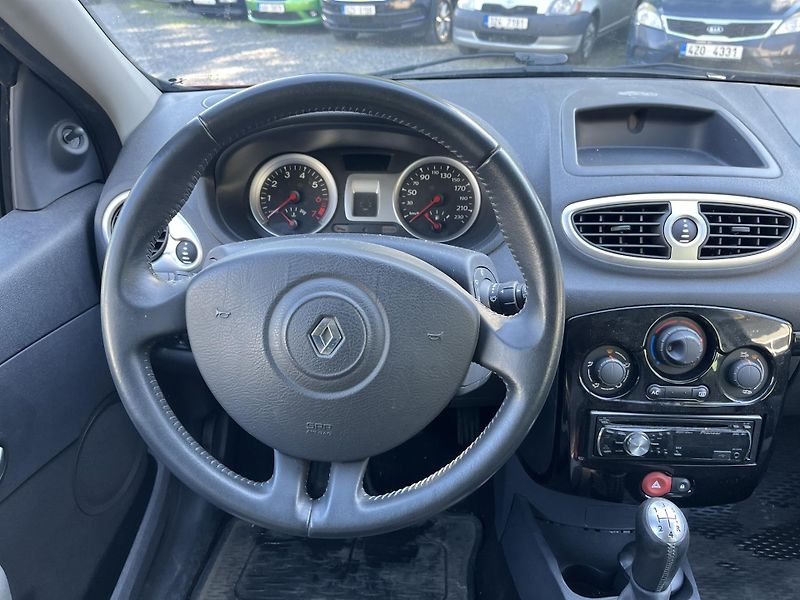 Renault Clio (2011) 1,2 i 55 Kw 1.MAJITEL, ČR! - fotka 13 z 18