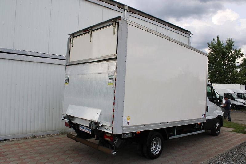Iveco Daily 35C160 2,3 Skříň+čelo+klima - fotka 4 z 19