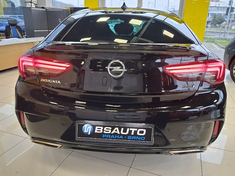 Opel Insignia 2.0T 191 KW GSI 4x4 - fotka 5 z 14