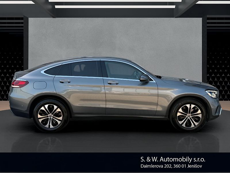 Mercedes-Benz GLC 220d 4MATIC - fotka 4 z 38