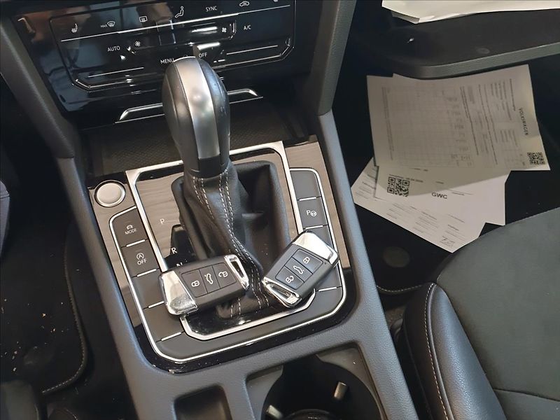 Volkswagen Arteon 2,0 TDI TAŽNÉ KAMERA 360 PANO - fotka 7 z 9