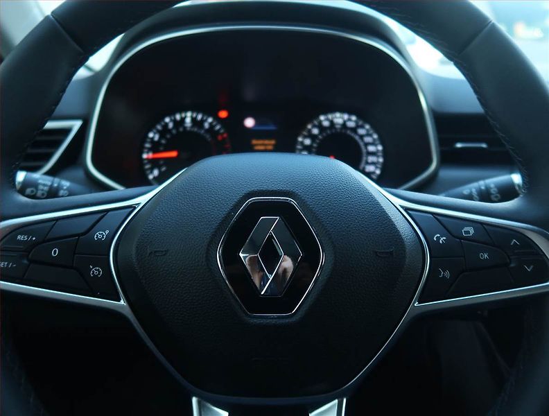 Renault Clio (2020) 1.0 TCe, Tempomat - fotka 15 z 15