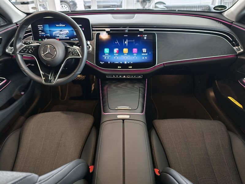 Mercedes-Benz Třídy E 300de 4M Avantgarde kombi - fotka 16 z 30