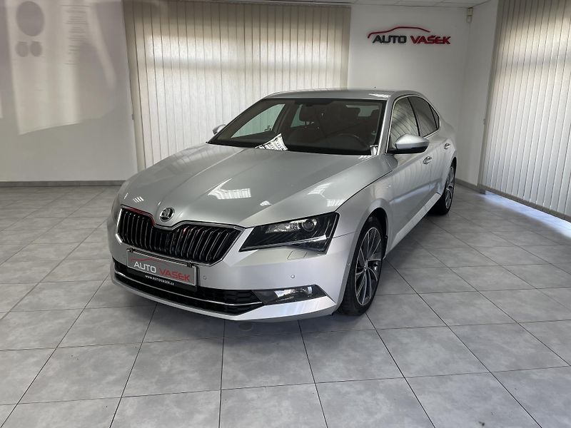 Škoda Superb 2.0 TDi 110 kw REZERVACE - fotka 6 z 33