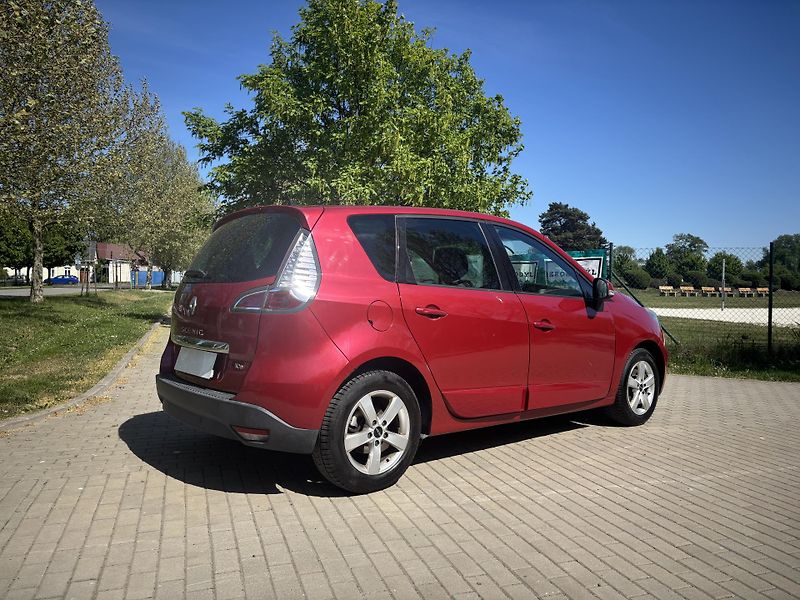 Renault Scénic 1.4 TCe Dynamique - fotka 10 z 26