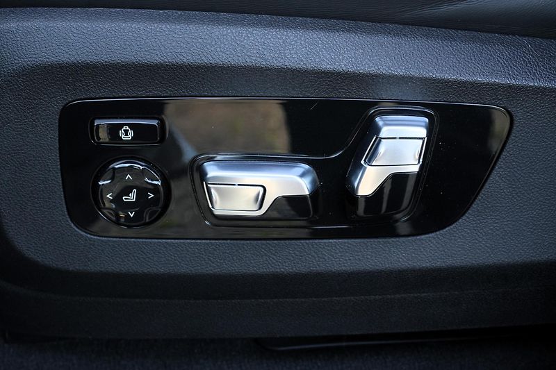 BMW X5 M Competition,Ventilace,2xKola - fotka 33 z 42