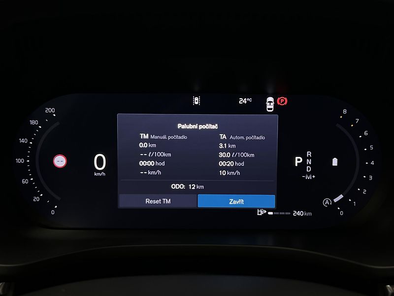 Volvo XC60 (2026) B5 AWD BLACK EDITION PLUS AUT - fotka 28 z 42