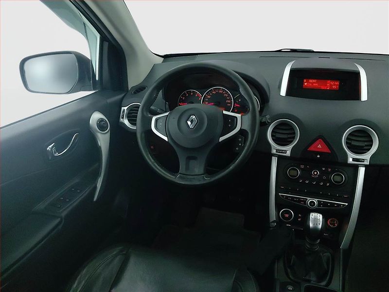 Renault Koleos (2008) 2.0 dCi, 4X4, Tempomat - fotka 7 z 17