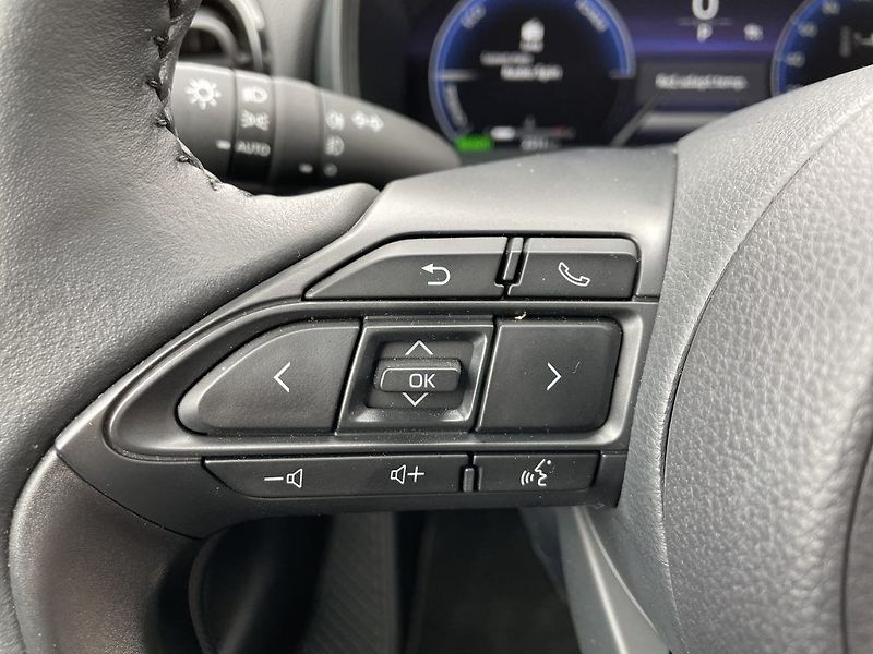 Toyota Yaris Cross 1.5 Hybrid 4x4 130k - fotka 24 z 29