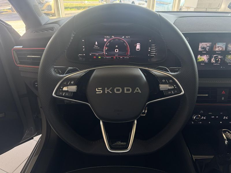 Škoda Scala Monte Carlo 1,5TSI DSG - fotka 10 z 31