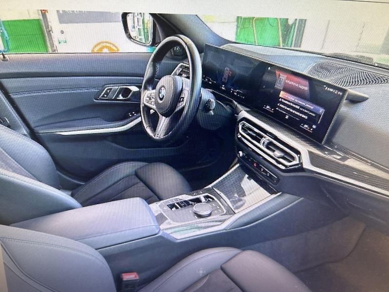 BMW Řada 3 TOURING 330D M SPORT 210kw 19A - fotka 5 z 6