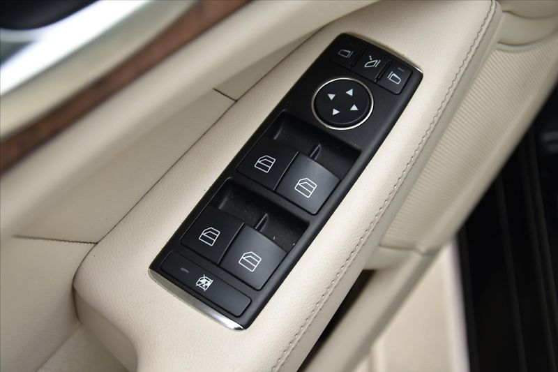 Mercedes-Benz CLS 350 CDI 195kW 4MATIC ČR - fotka 21 z 24