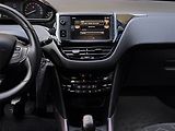 Peugeot 2008 (2016) 1.2 PureTech, Tempomat - náhled 12