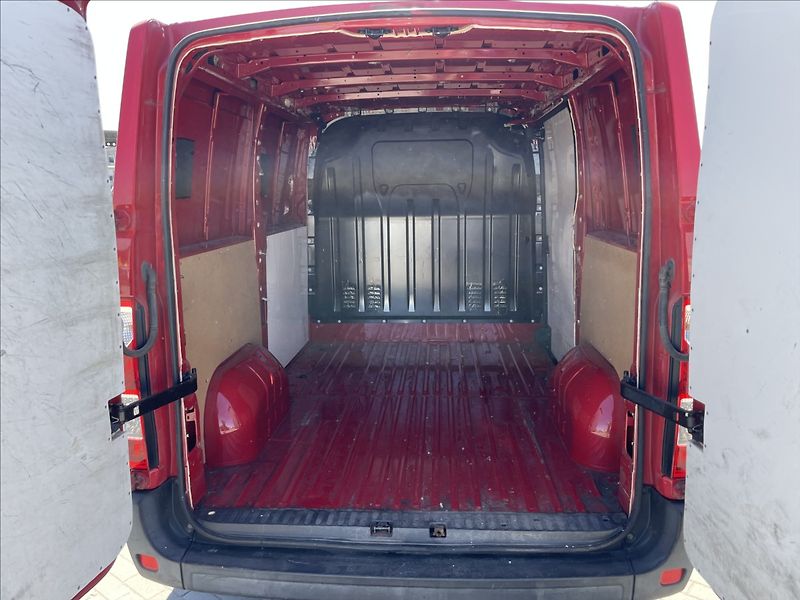 Renault Master 2,3 DCi 81kw odp. DPH 4xCZauto - fotka 14 z 33