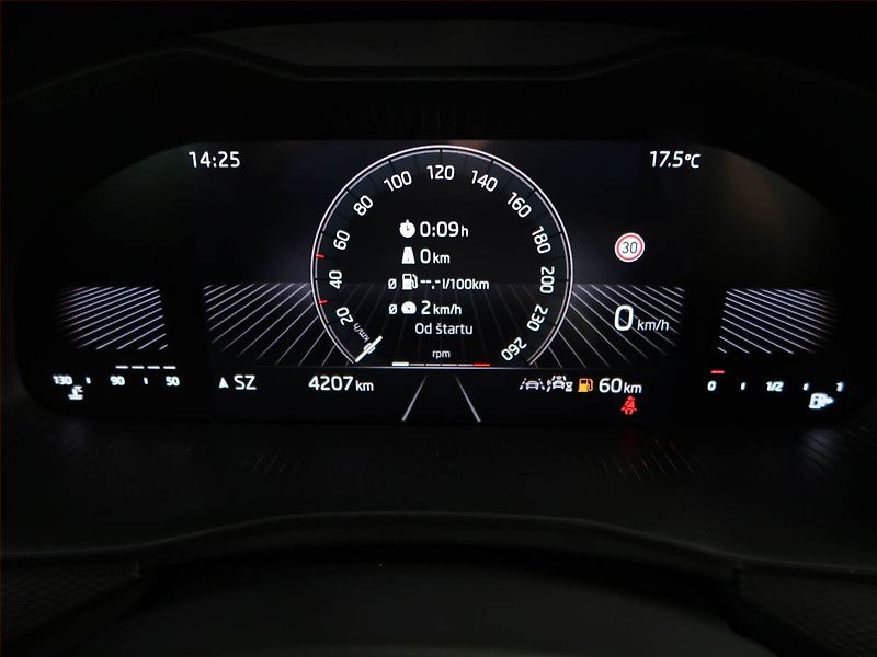 Škoda Kamiq (2026) Drive 1.0 TSI - fotka 11 z 17