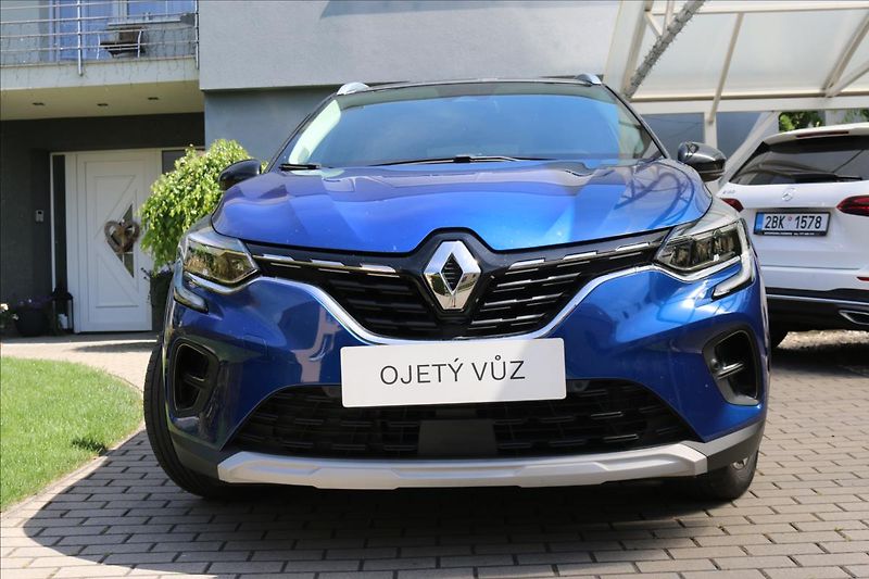 Renault Captur (2020) 1,6 Intens E-TECH Plug-in - fotka 2 z 71