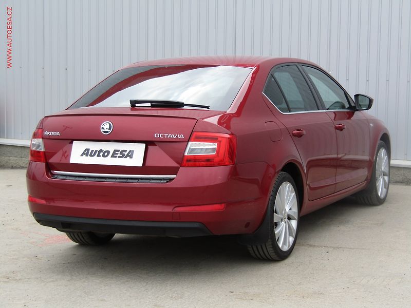 Škoda Octavia (2016) 1.8TSi, 2.maj,ČR, L&K, bixen - fotka 4 z 19